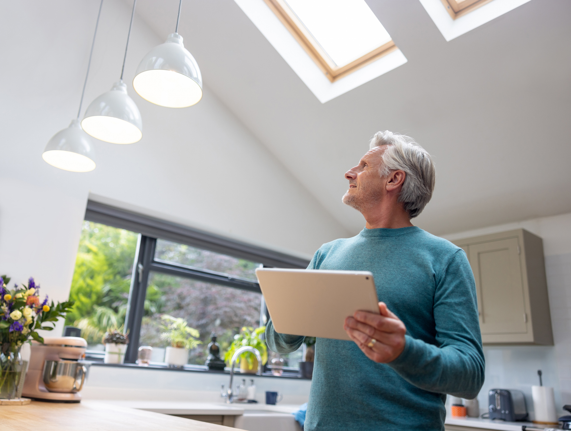 Lighting Hacks That Make a Home Safer and Easier to Navigate - Avenues